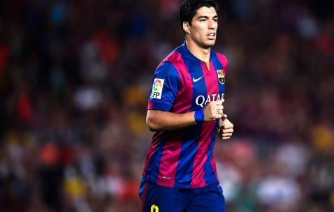 爱游戏-F1赛车赛场焦点！意大利队对阵瑞士队，爆冷逆转，黑马强势击败劲敌